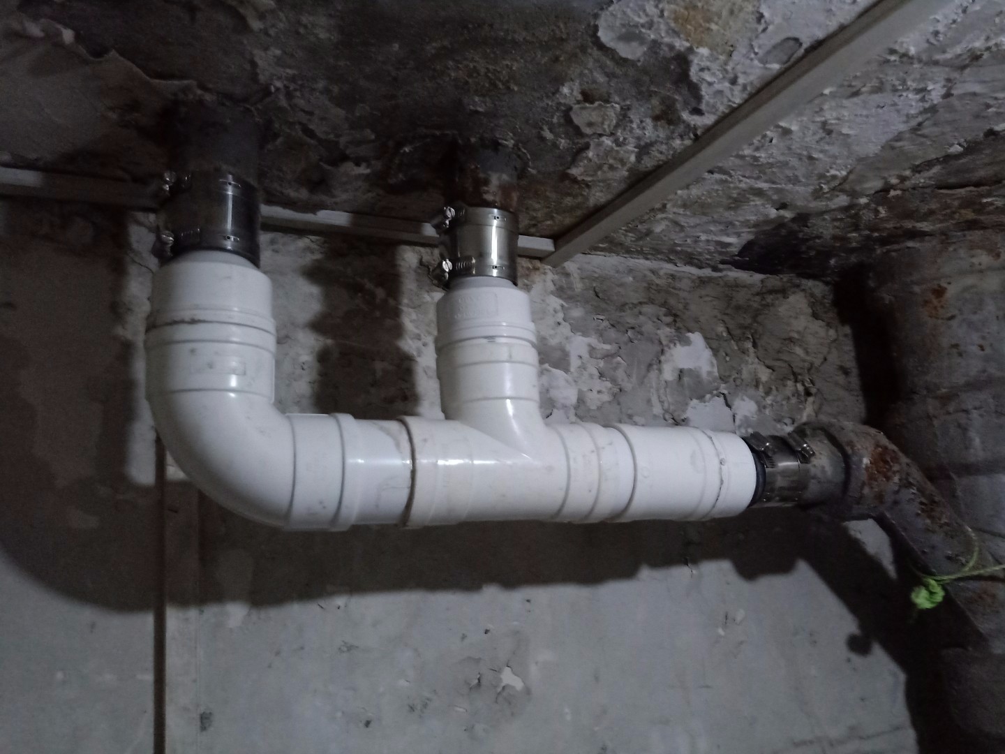 房屋自来水查漏 小区楼层水管破裂检测 管道漏水维修